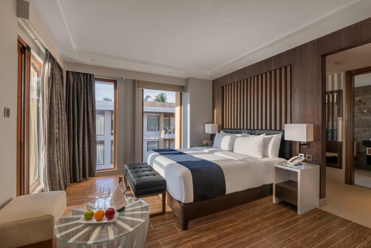 Henann Crystal Sands Resort Balabag  Luaran gambar