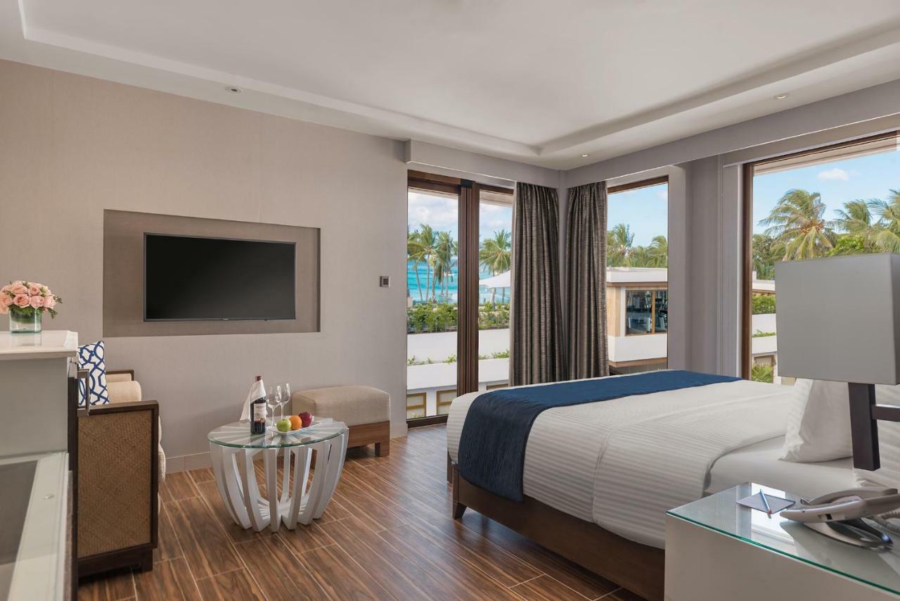 Henann Crystal Sands Resort Balabag  Luaran gambar